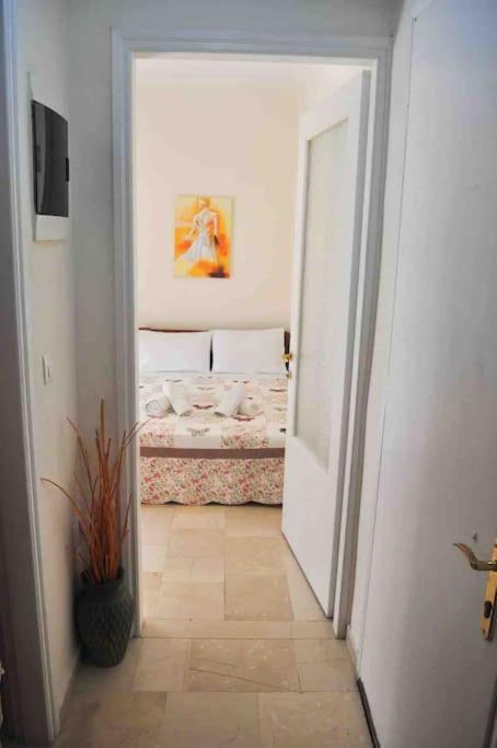 Appartamento Evdoxia - Piccola Casa Corfu Town Esterno foto